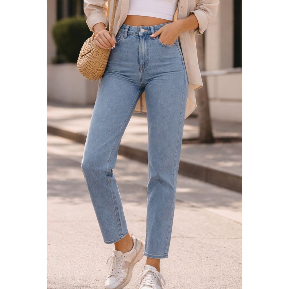 American Eagle Mom Jeans Womens Sz 4 Long High Rise Stretch Blue Denim